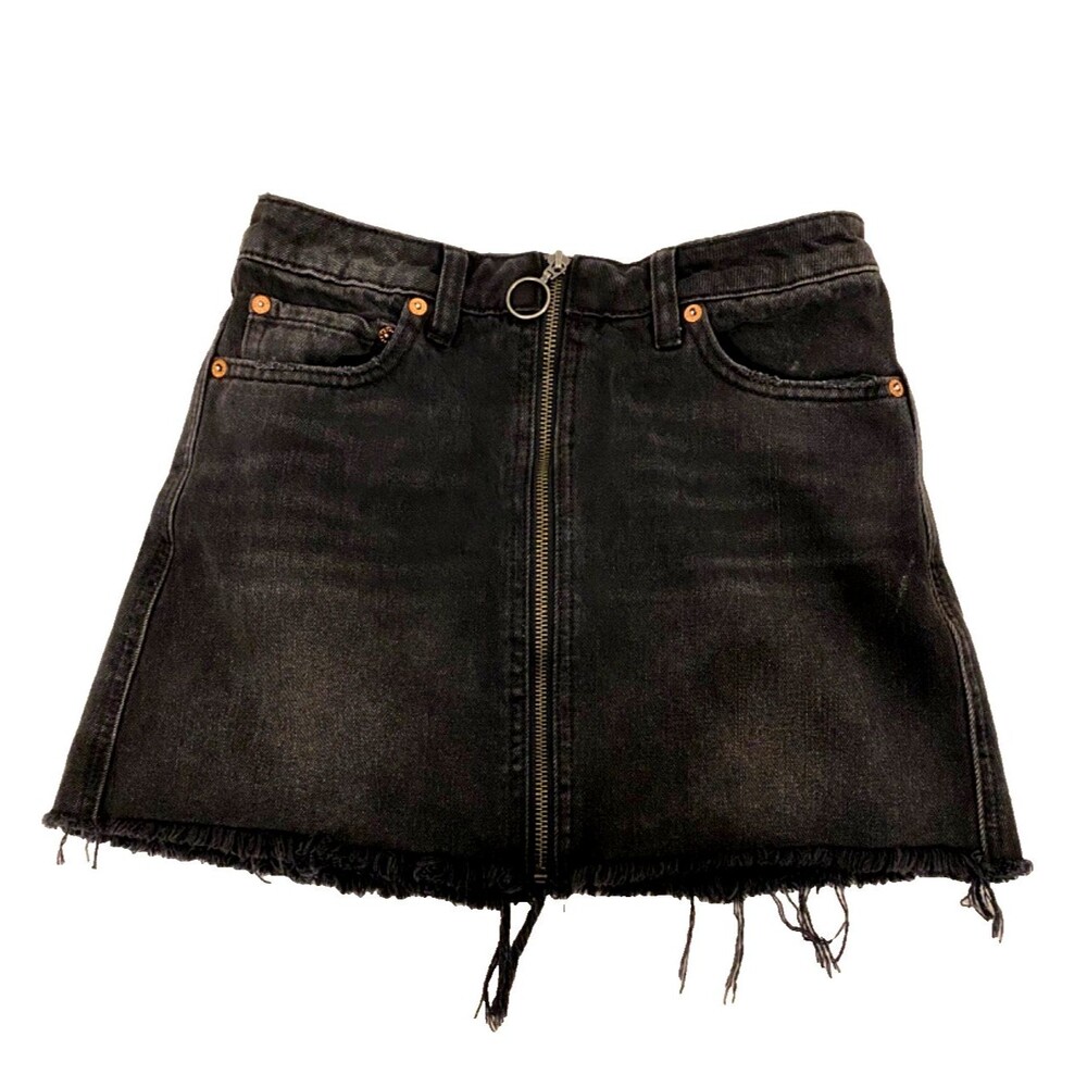 Free People Mini Skirt~Womens 25~XS~0~Black Denim Cut-Off~Fringe/Frayed~Grunge
